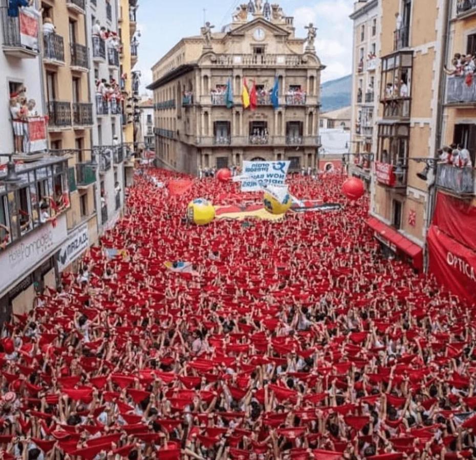 Tourist Room - Casa Particular Pamplona Eksteriør billede